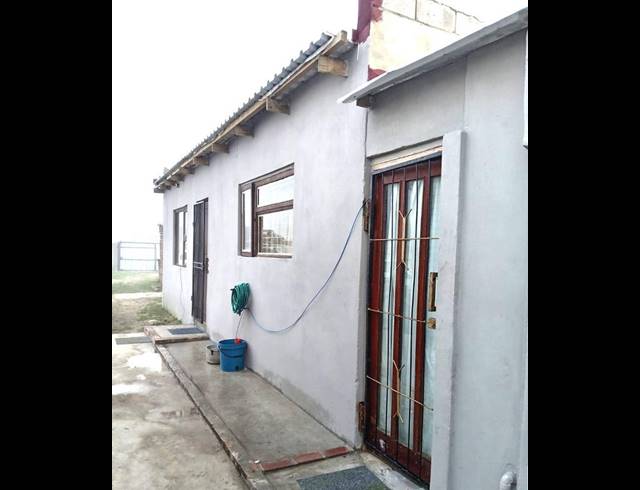 2 BEDROOM HOUSE FOR SALE IN PEERLESS PARK